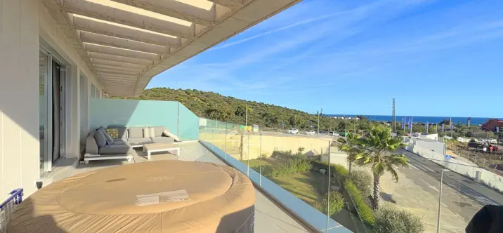 Penthouse R4901587 0