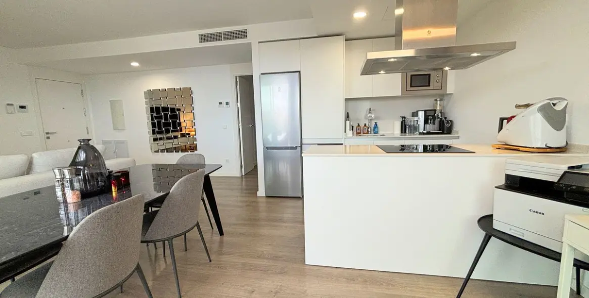 Sale of penthouse in Estepona 5