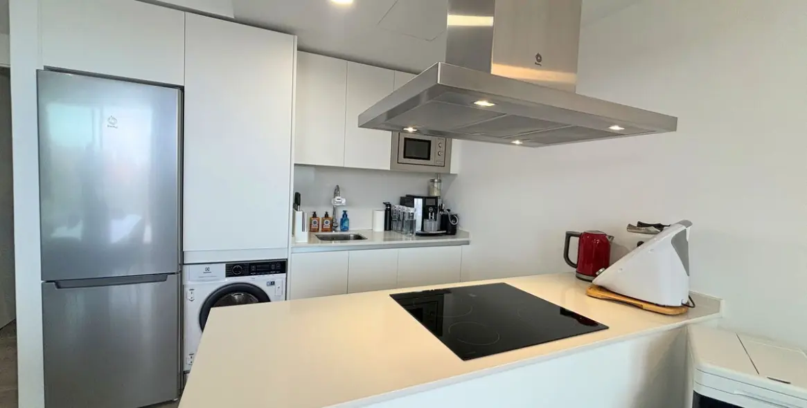 Sale of penthouse in Estepona 10