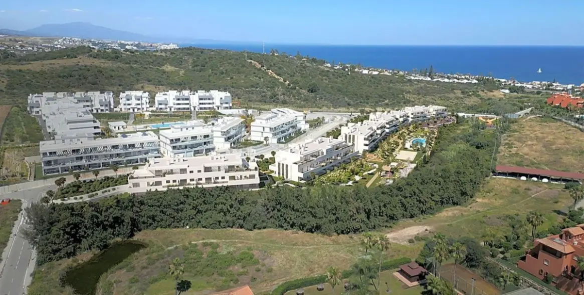 Sale of penthouse in Estepona 27