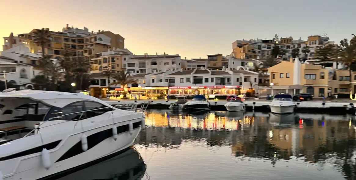 Продажа апартаментов на среднем этаже в Puerto de Cabopino 8