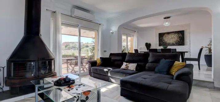 Sale of townhouse in Manilva 1