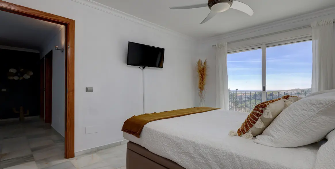 Sale of townhouse in Manilva 12