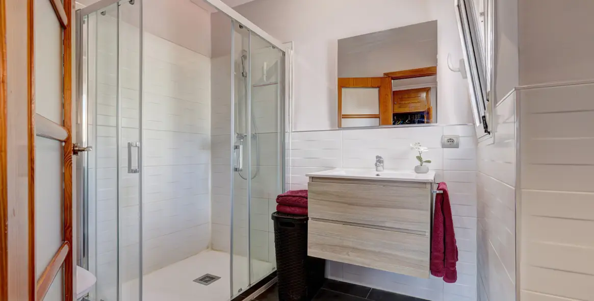 Sale of townhouse in Manilva 19