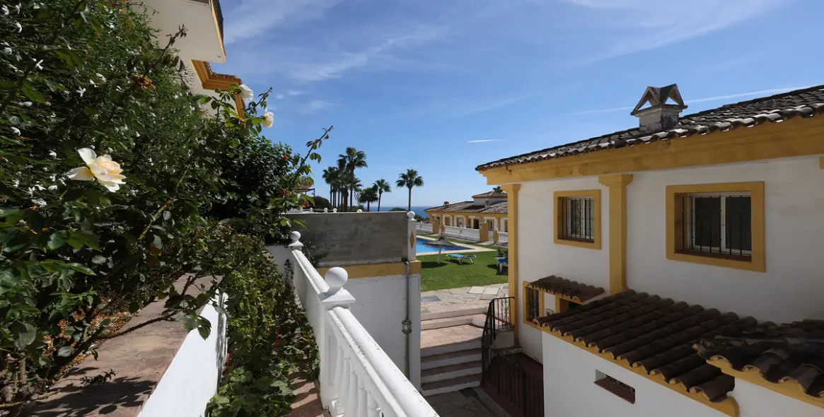 Sale of townhouse in Manilva 23