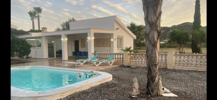 Sale of detached villa in Alhaurín el Grande 2