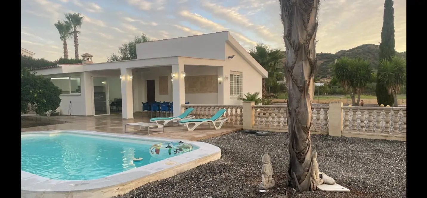 Venta de villa independiente en Alhaurín el Grande 2