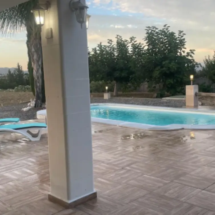 Venta de villa independiente en Alhaurín el Grande