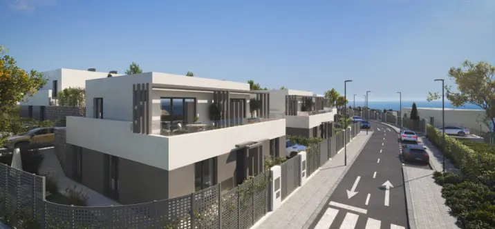 Продажа дома на две семьи в Vélez-Málaga 1