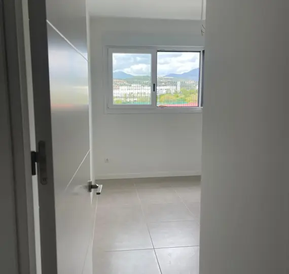 Апартаменты на первом этаже R5037394