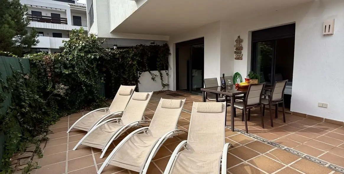 Sale of ground floor apartment in Mijas Costa 17