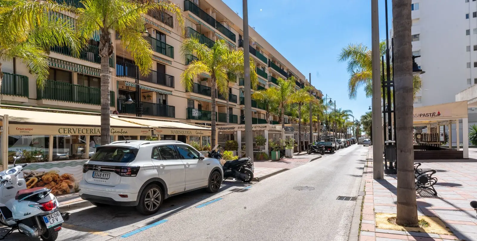 Sale of penthouse in Fuengirola 11