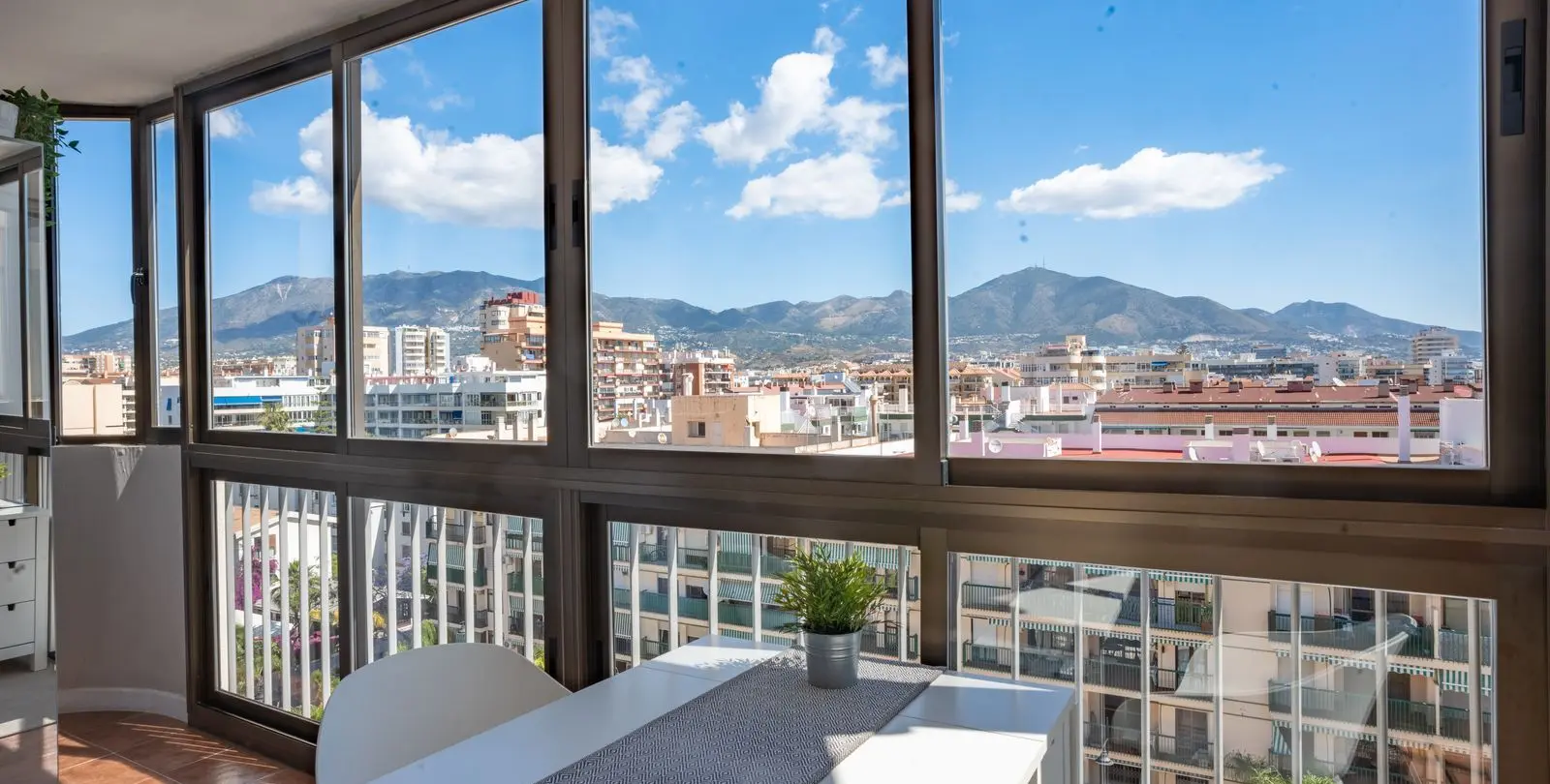 Sale of penthouse in Fuengirola 19