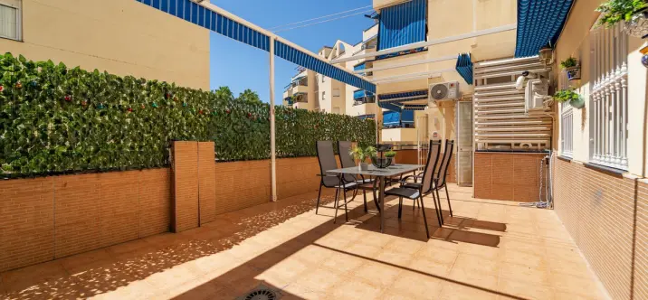 Продажа апартаментов на среднем этаже в Fuengirola 1