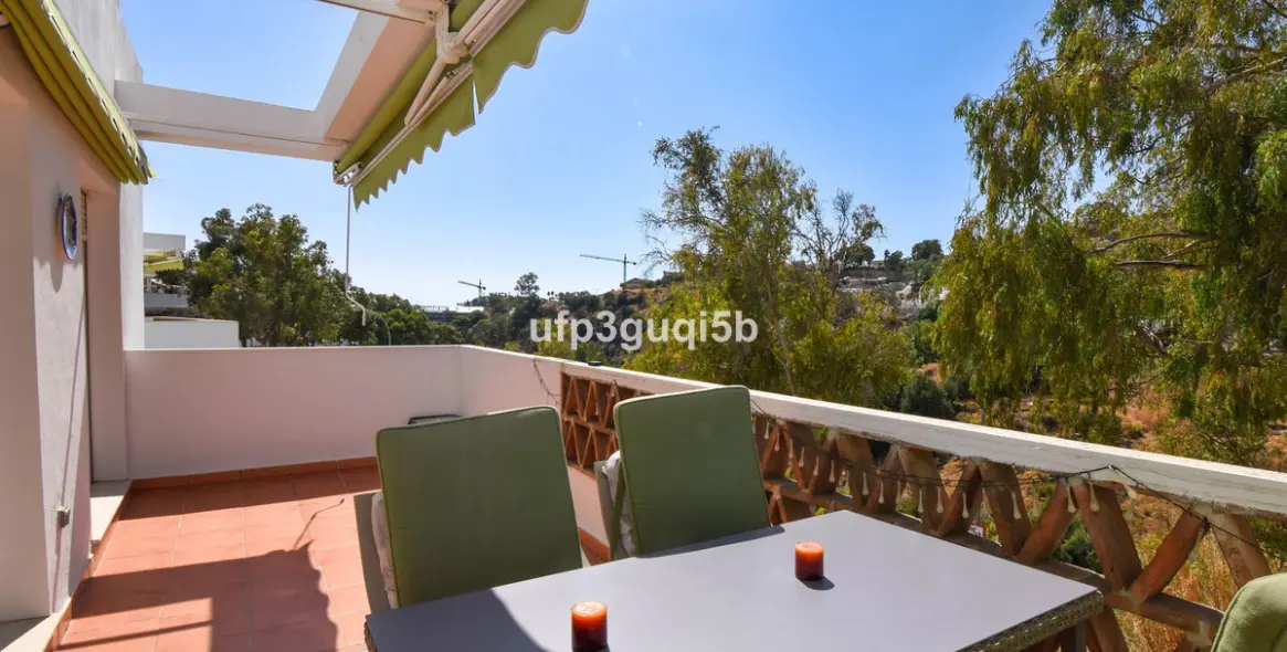Sale of penthouse in Torrequebrada 1