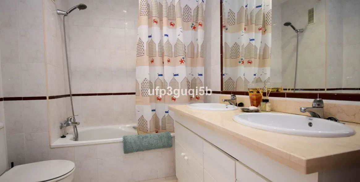 Sale of penthouse in Torrequebrada 14