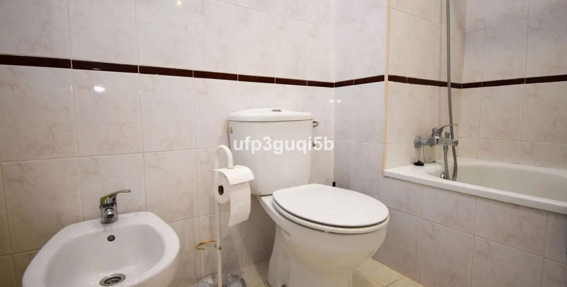 Sale of penthouse in Torrequebrada 15