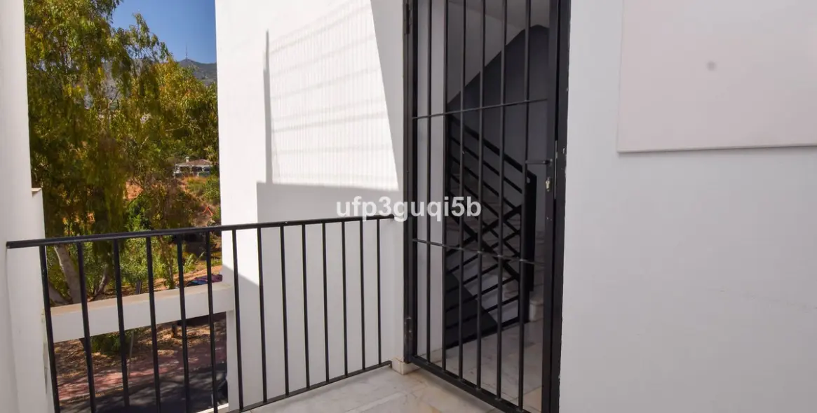 Sale of penthouse in Torrequebrada 16
