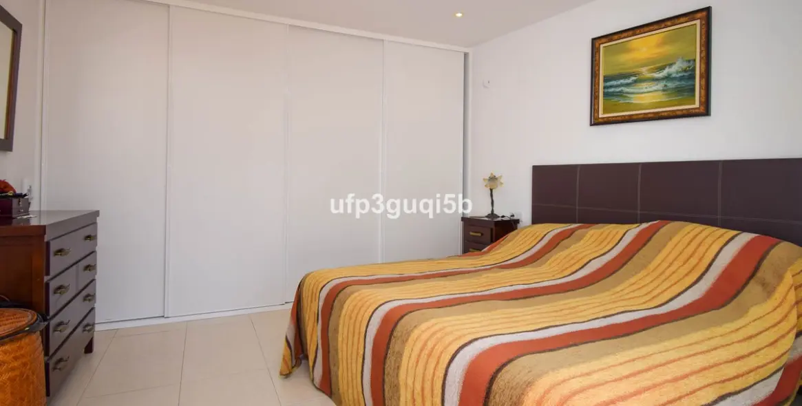 Sale of penthouse in Torrequebrada 27