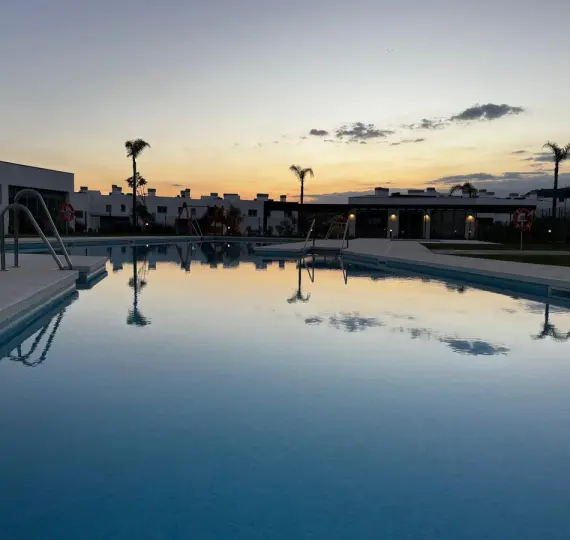 Апартаменты на первом этаже R5217889