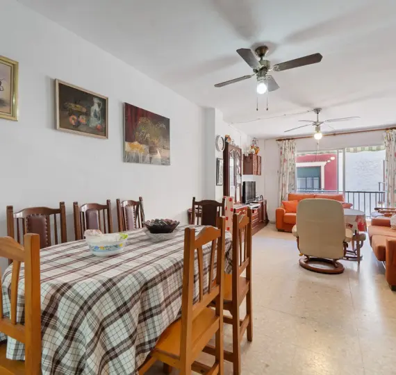 Продажа апартаментов на среднем этаже в Fuengirola