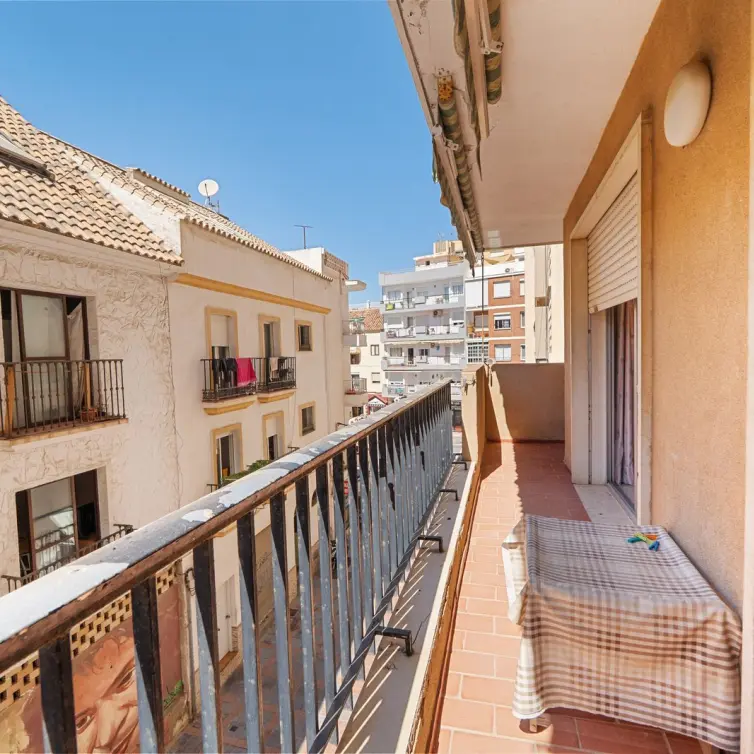 Продажа апартаментов на среднем этаже в Fuengirola