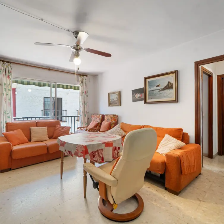 Продажа апартаментов на среднем этаже в Fuengirola
