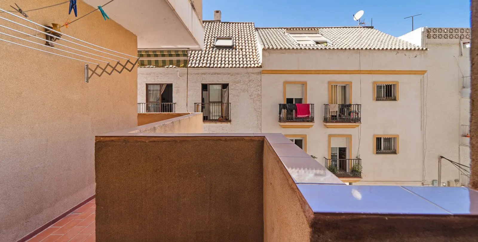 Venta de apartamento en planta media en Fuengirola 9
