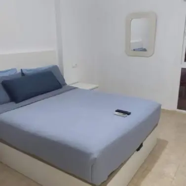 Sale of middle floor apartment in Fuengirola