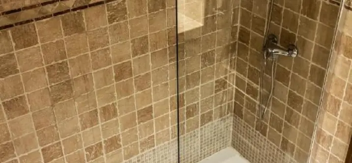 Sale of middle floor apartment in Fuengirola 3