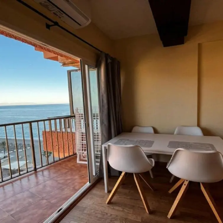 Продажа апартаментов на среднем этаже в Fuengirola