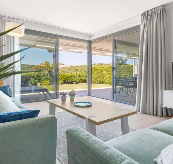 Продажа апартаментов на среднем этаже в Casares