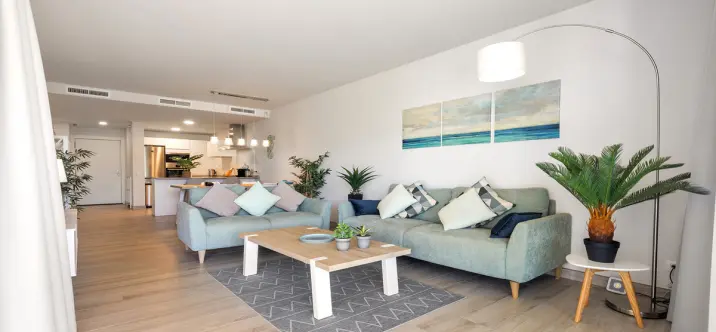 Продажа апартаментов на среднем этаже в Casares 3