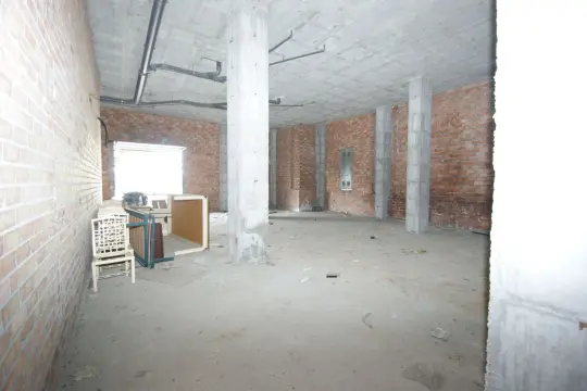Image 4 thumb