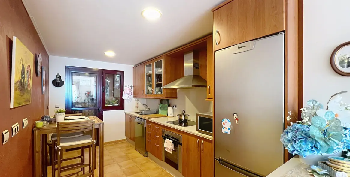 Sale of penthouse in Manilva 8