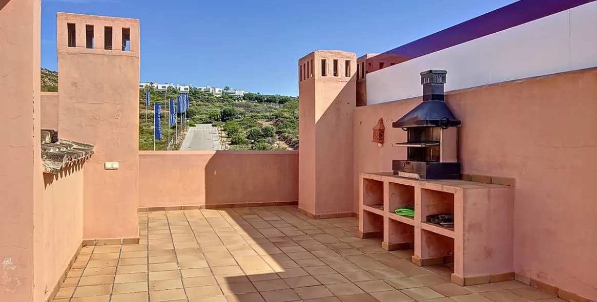 Sale of penthouse in Manilva 19