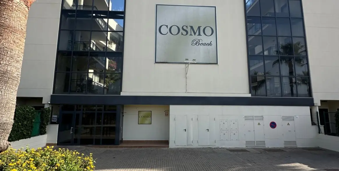 Продажа апартаментов на первом этаже в Estepona (район Estepona) 1