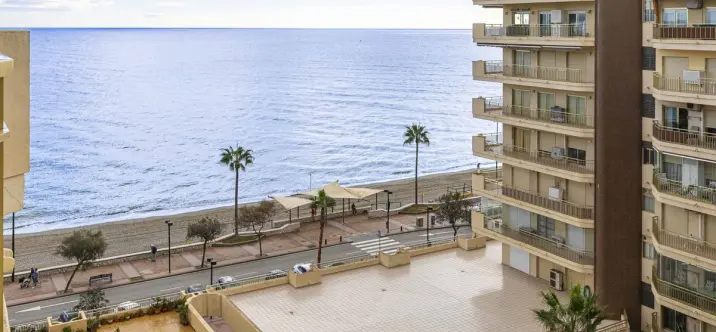 Sale of penthouse in Fuengirola 0