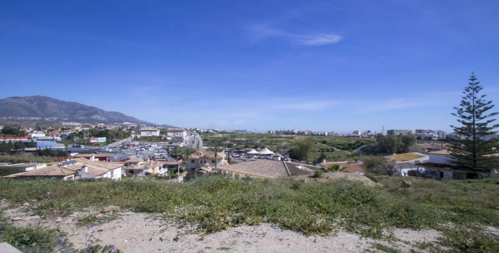 Venta de parcela residencial en Mijas Costa 14