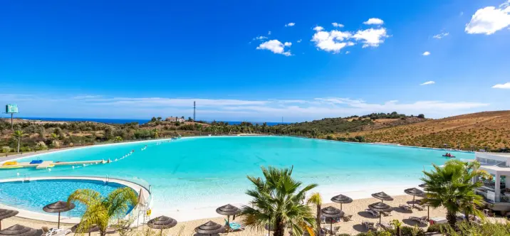 Продажа апартаментов на первом этаже в Casares 0