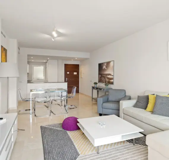 Продажа апартаментов на первом этаже в Casares