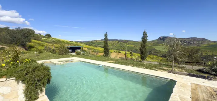 Sale of finca - cortijo in Pizarra 2