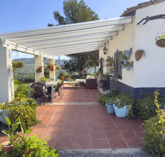 Sale of finca - cortijo in Pizarra