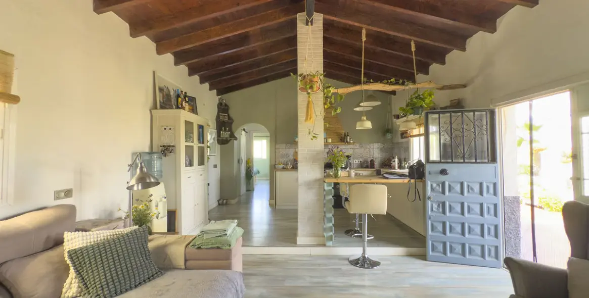 Sale of finca - cortijo in Pizarra 10