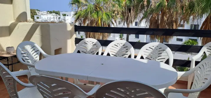 Продажа апартаментов на среднем этаже в Estepona 3