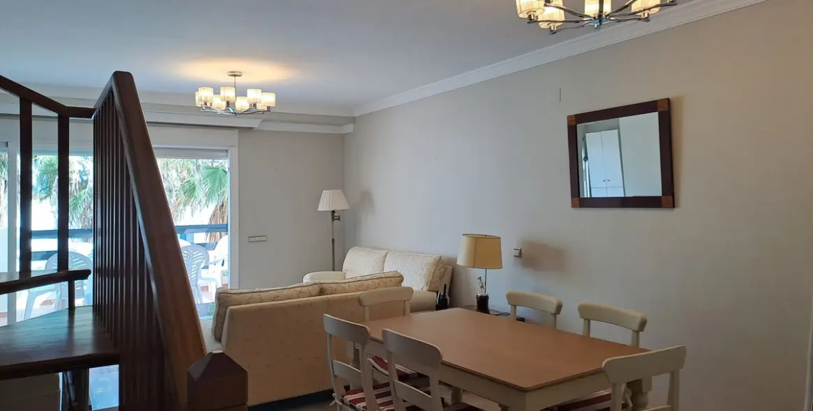 Продажа апартаментов на среднем этаже в Estepona 7