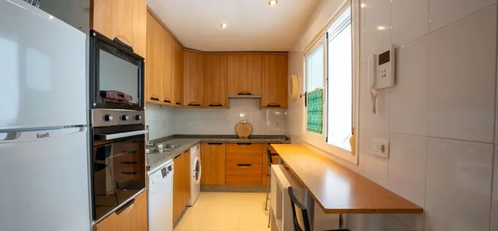 Продажа апартаментов на среднем этаже в Torrequebrada 4