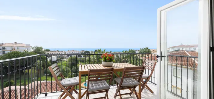 Sale of penthouse in El Faro 1