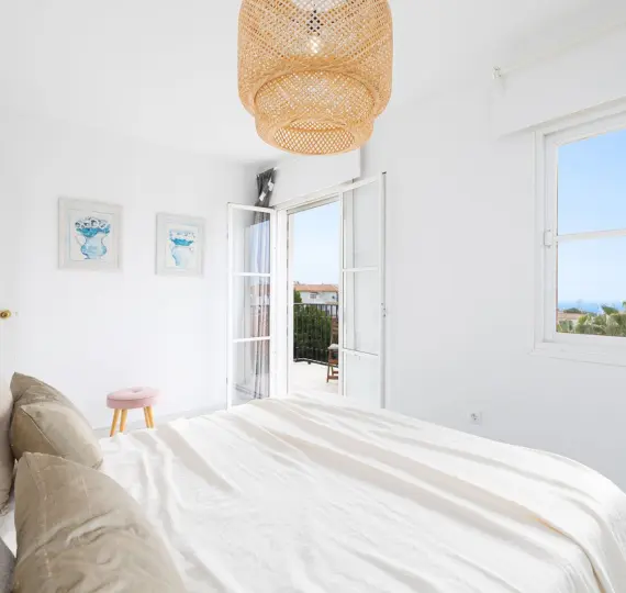 Sale of penthouse in El Faro