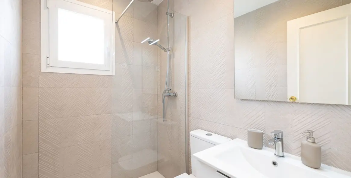 Sale of penthouse in El Faro 8